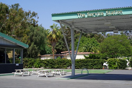 LA's Service Station: Outdoor Marketplace for Creative Startups