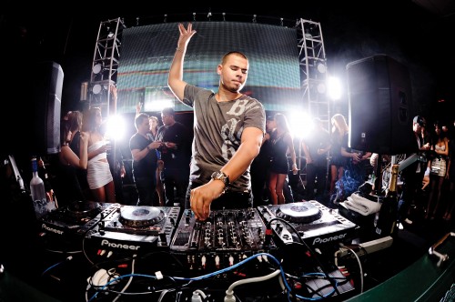 Uber Offers Music Freaks Afrojack Experience At ADE 2013 