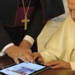 @Pontifex: Pope Gets 1 Million Twitter Followers. In One Week!